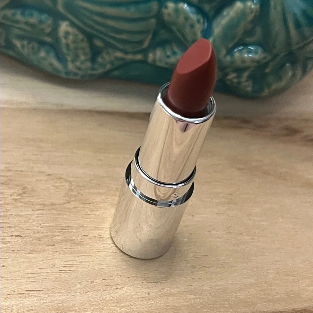 Monochrome Hyper Matte deluxe mini Lipstick in Mahogany-NIB